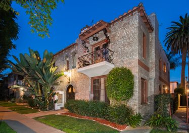 1128 N. Vista Ave.