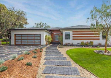 4860 Mammoth Ave.