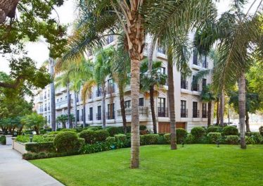 425 N. Maple Dr. #205