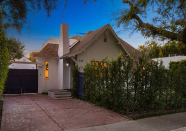 543 Westmount Dr.