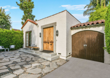 8855 Rosewood Ave.