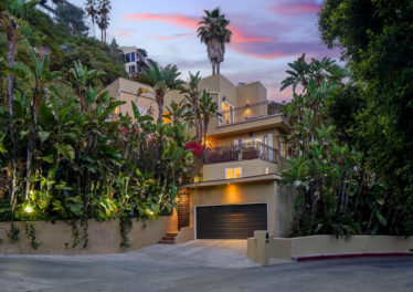 8501 Hollywood Blvd.