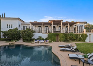 13870 Mulholland Dr.