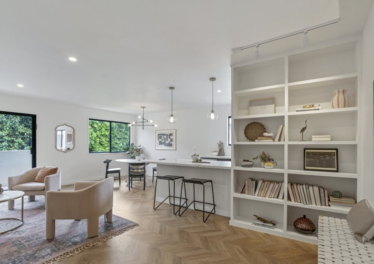 700 Westmount Dr. #307