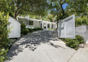 1585 N. Doheny Dr.